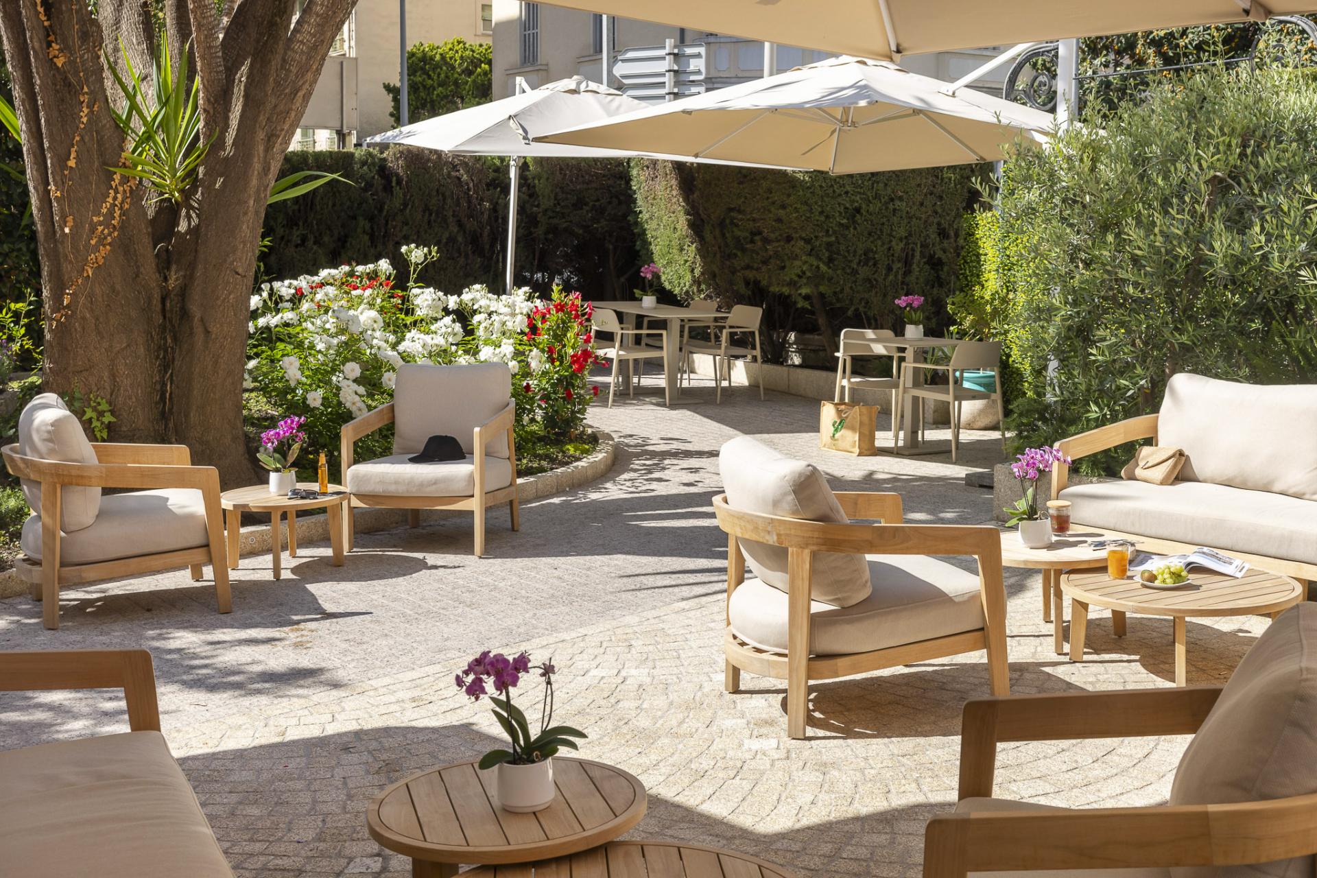 Best Western Plus Hôtel Brice Garden Nice 庭園